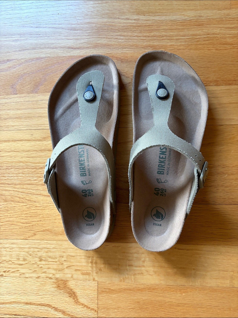 Birkenstock Vegan Gizeh Thong Sandals in Light Tan